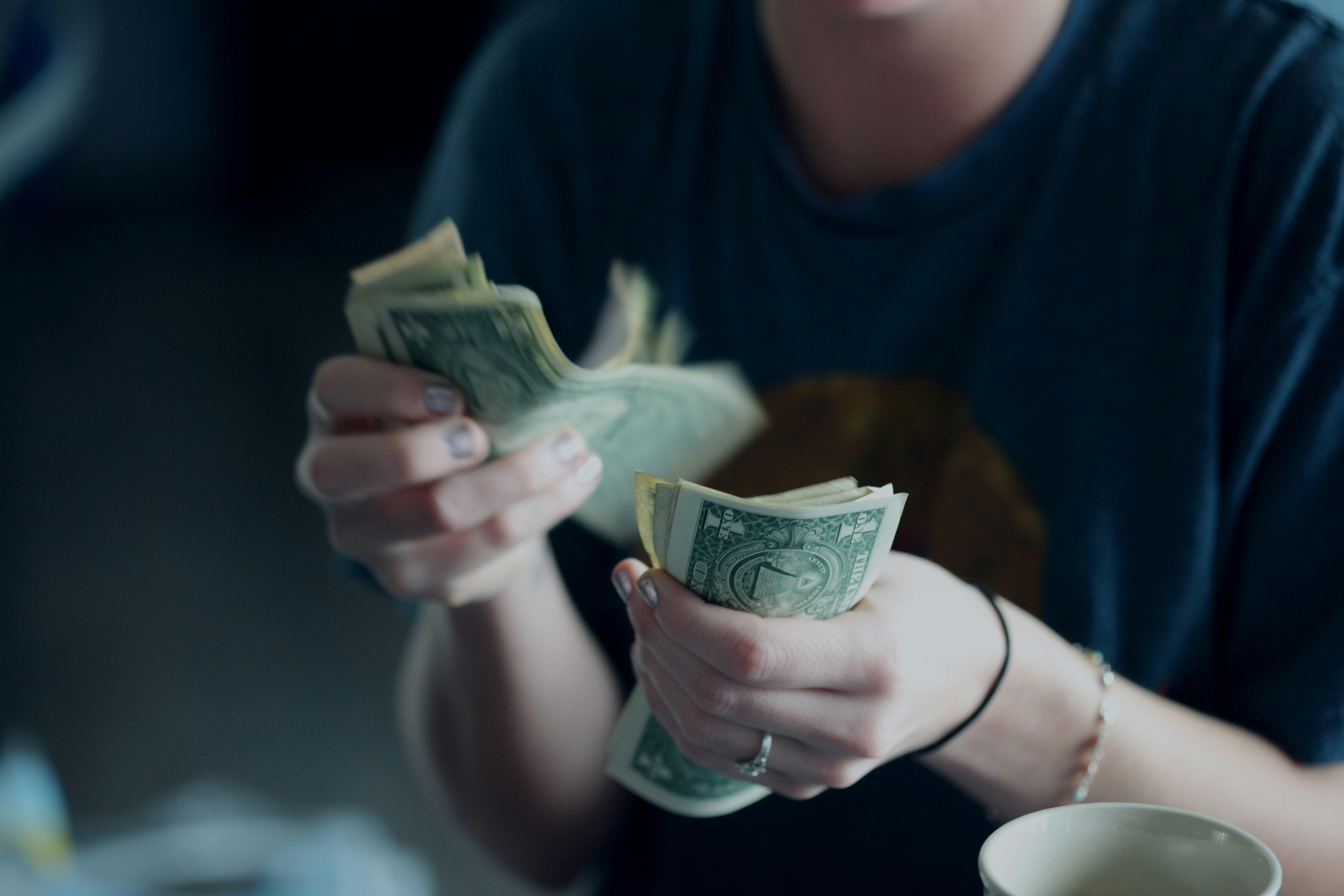 20+ Proven Ways to Earn Money Online in 2025 (Full Guide)