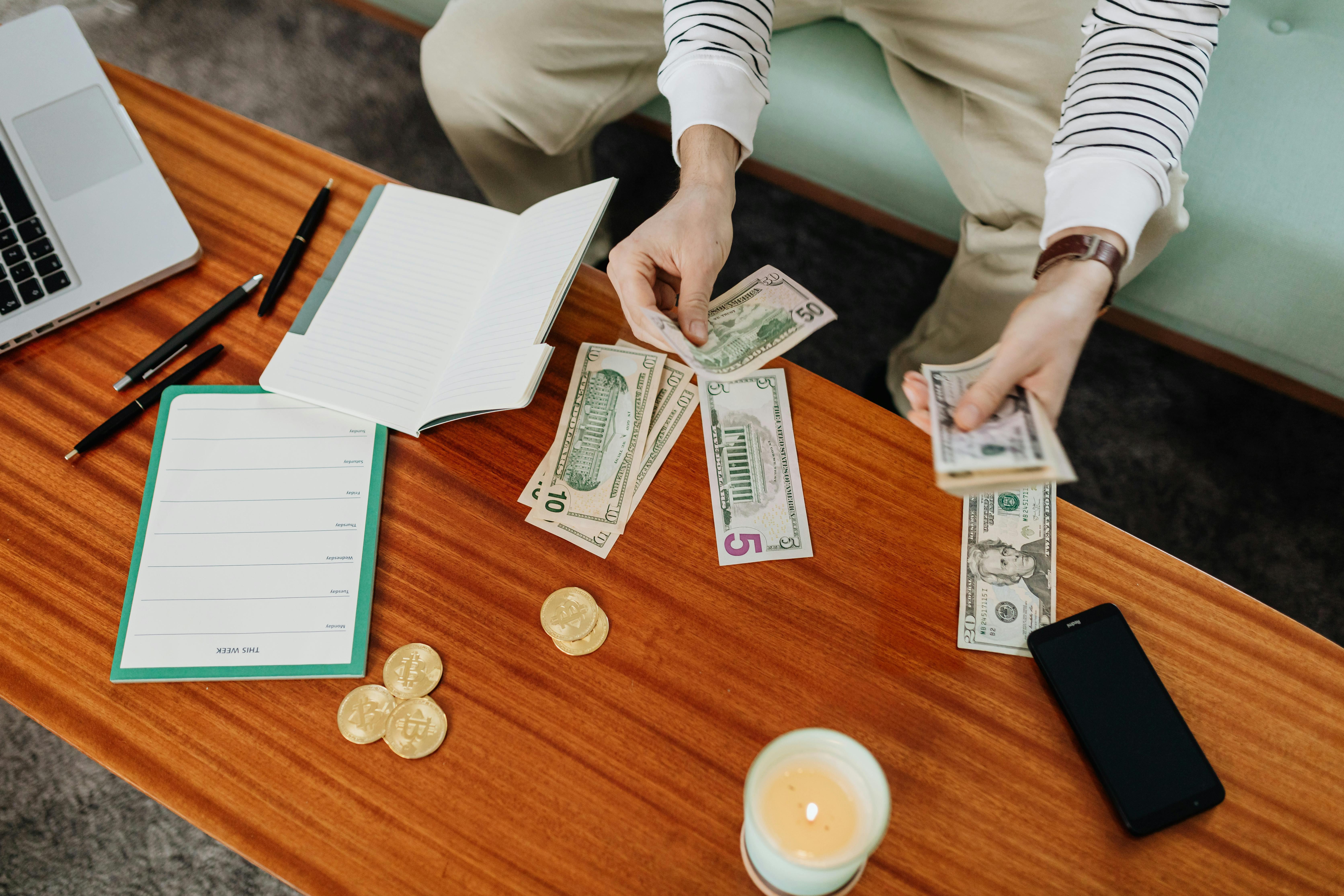 Sources of Income 2025: 20+ Ways to Build a Diversified Income Portfolio